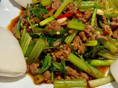 -维园悦谱·海派家常菜(乌鲁木齐南路店)