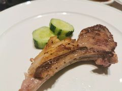 -大中华希尔顿酒店-念自助餐·嗨啤·小龙虾