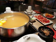 8小时牛骨熬制高汤-大喜牛鲜牛肉火锅(营迹路店)
