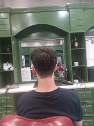 -可大男士理发馆