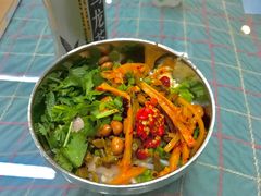 -红鼻子桂林米粉(金唐新光界店)