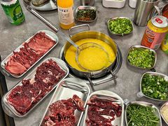-张哞哞·鲜切牛肉自助火锅(高德置地店)