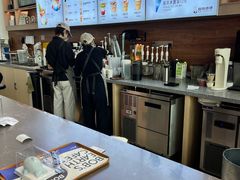 -抱抱地球咖啡馆(国家海洋博物馆店)