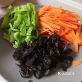 鱼香肉丝—加茭白或者笋会更好吃哦