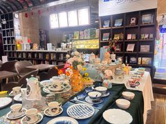 -钟书阁(松江泰晤士小镇店)