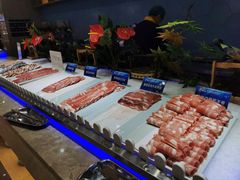 -锤头鲨毛肚海鲜烤肉自助餐厅(国购广场店)