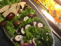 -老牌坊云南鱼豆花火锅(哈西万达店)