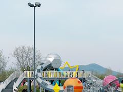 -红山体育乐园