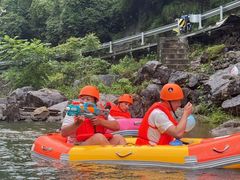 -安吉龙王山峡谷漂流