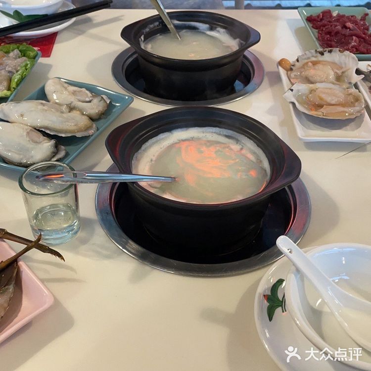 老广聚集地！海鲜新鲜粥底正！