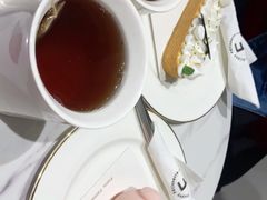 -Fridi Patisserie Cafe