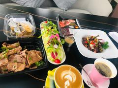 -两岸咖啡(平湖店)