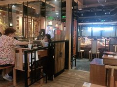 -呷哺呷哺(万达新世界店)