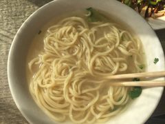-正宗胖子抻面馆(岭东路店)