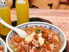 卤煮火烧-门框胡同百年卤煮(新街口店)