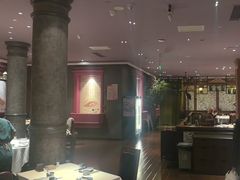 -八府香鸭·啫啫煲(华山路店)