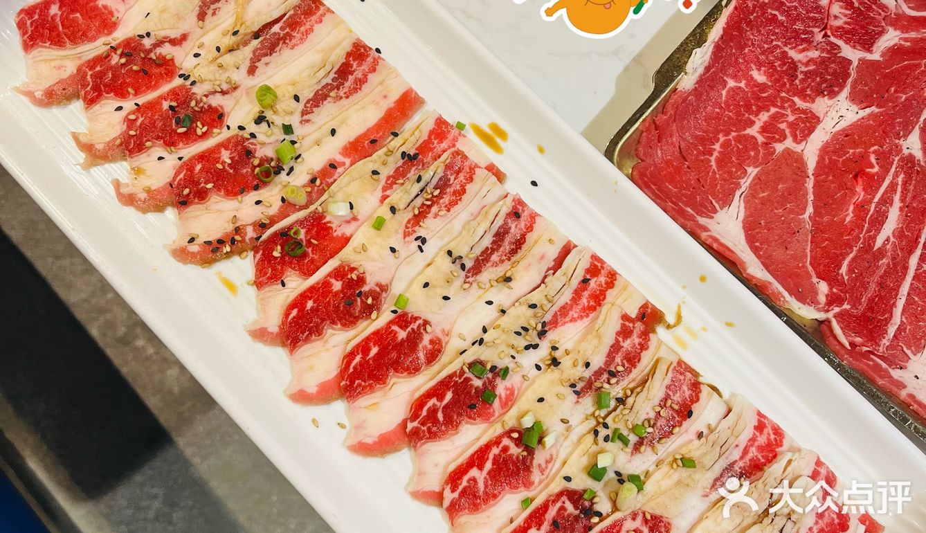 [调皮]想二刷的烤肉店！对着明洞的图片半夜馋疯了[吐]团购优惠