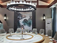 包厢-雅和生态渔庄·宜城锅巴饭(龙灵山公园店)