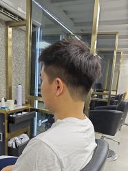 -苏奇发型·烫发染发