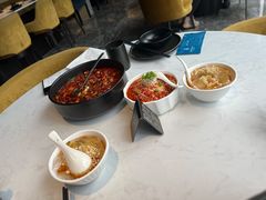 -本来精品川菜(嘉里中心店)