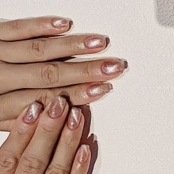 -花系美·美甲美睫精品店