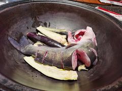 -老渔翁炖鱼坊(黄海西路东山店)