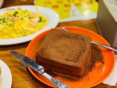 招牌漏奶华-澳门陈光记烧味饭店(南京德基广场店)