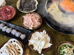 -黄潇洒老火锅(九眼桥宏济巷店)