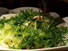 -阿瓦山寨·湘菜现炒·剁椒鱼头王(咸阳总店)