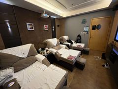 -金色印象·4K影院式足体养生(南坪桃源店)