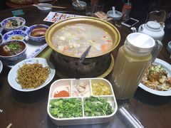 -窄巷子陕菜馆·地道陕西菜(粉巷店)