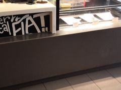 -麦当劳(汉口火车站候车室店)