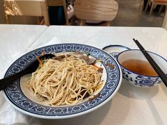 -陇兴楼兰州拉面(西安咸阳国际机场店)
