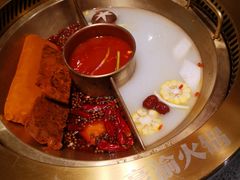 麻辣牛油菌汤番茄锅底-豪渝火锅(李家村万达店)