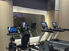 -英派斯健身旗舰店(海信国际中心馆)