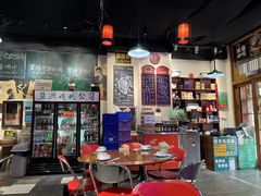 -蚝堡海鲜·威海菜·海肠捞饭·烧烤·亚洲吃蚝公司(幸福门店)