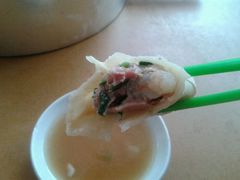 -金城包子牛肉灌汤包(台东四路店)