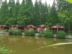 -上海怡沁园度假酒店