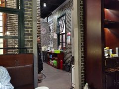 -东口码头·烧鸽子·鱼头泡饼·地方菜(金鹰悦城店)