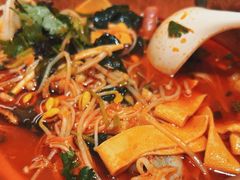 -成都你六姐·牛肉冒菜·麻辣香锅(长泰广场店)