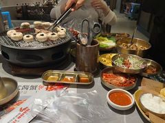 -草家酱蟹炭火烤肉店(珲春南路一店)