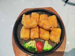 -峨嵋小镇·川菜(勒泰中心店)
