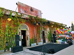 -席娜卡琳火车铁道夜市