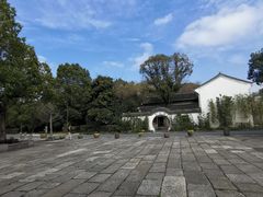 -鲁镇