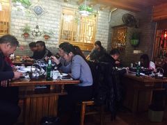 大堂-严记小天府酸菜鱼(西四路店)