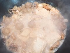 -三里屯土灶炖公鸡地锅鸡(江东店)