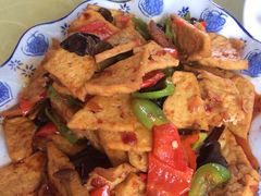 家常豆腐-雪野鱼头大王邢府公老店(雪野湖店)