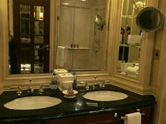 -广州富力丽思卡尔顿酒店