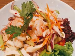 酸辣海鲜沙拉-安南越南餐厅(青岛万象城店)