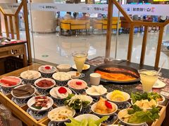 -井格重庆火锅(临平银泰城店)